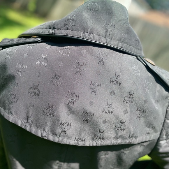 MCM Jacket x Dress Camp monogrammed black trench coat circa 2011. Sz Med - Picture 4 of 9